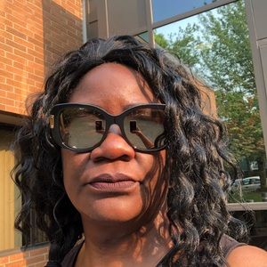 Meet your Posher, Ericka